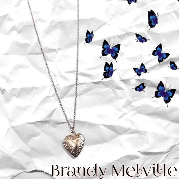 Brandy Melville Jewelry Brandy Melville Gold Etched Heart Chain
